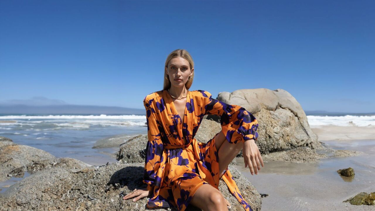 Elegance in Everyday Style: Evening Dresses Where Comfort and Elegance Meet