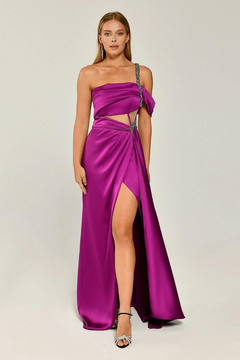hen-night-evening-dress-selection-meeting-traditional-shimmer-and-modern-elegance