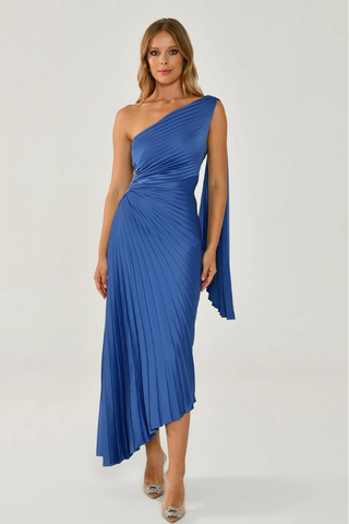 one-shoulder-waist-pile-and-low-cut-asymmetrical-cut-flush-midi-dress