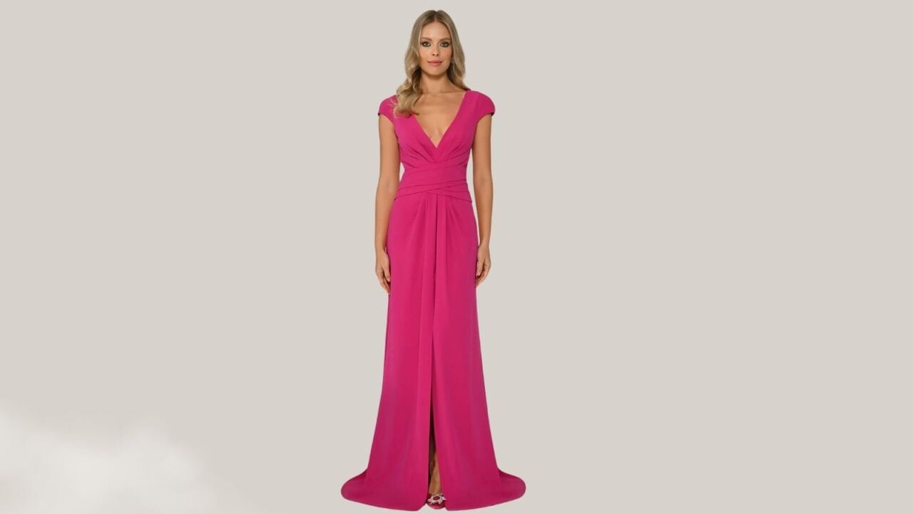 Pembe Elbise: Zarafetin ve Şıklığın Simgesi