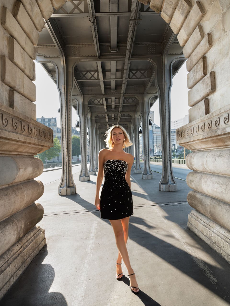 Kısa Boylu Kadınlar için Abiye Elbise Seçimi İçin Püf Noktaları