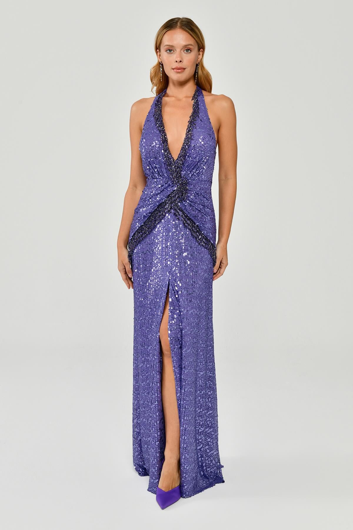 Neckholder-Kleid, rückenfrei, Fransen-Accessoire, Pailletten, langes Kleid, Flieder – 38