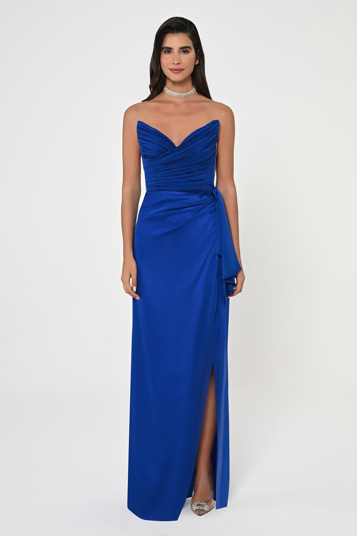 Straplez Üst Pliseli Yandan Yırtmaçlı Şifon Uzun Elbise SAKS - 44