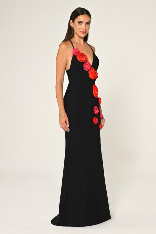 İnci Askılı Kalp Göğüs Çiçek Aksesuarlı Krep Uzun Elbise 36 - SİYAH / FUŞYA