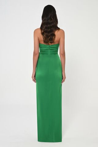 Straplez Üst Pliseli Yandan Yırtmaçlı Şifon Uzun Elbise A.ZÜMRÜT - 42