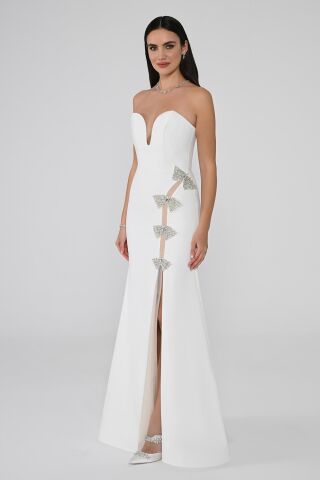 Straplez Kalp Göğüs Önden Yırtmaçlı Krep Uzun Elbise Beyaz - 38