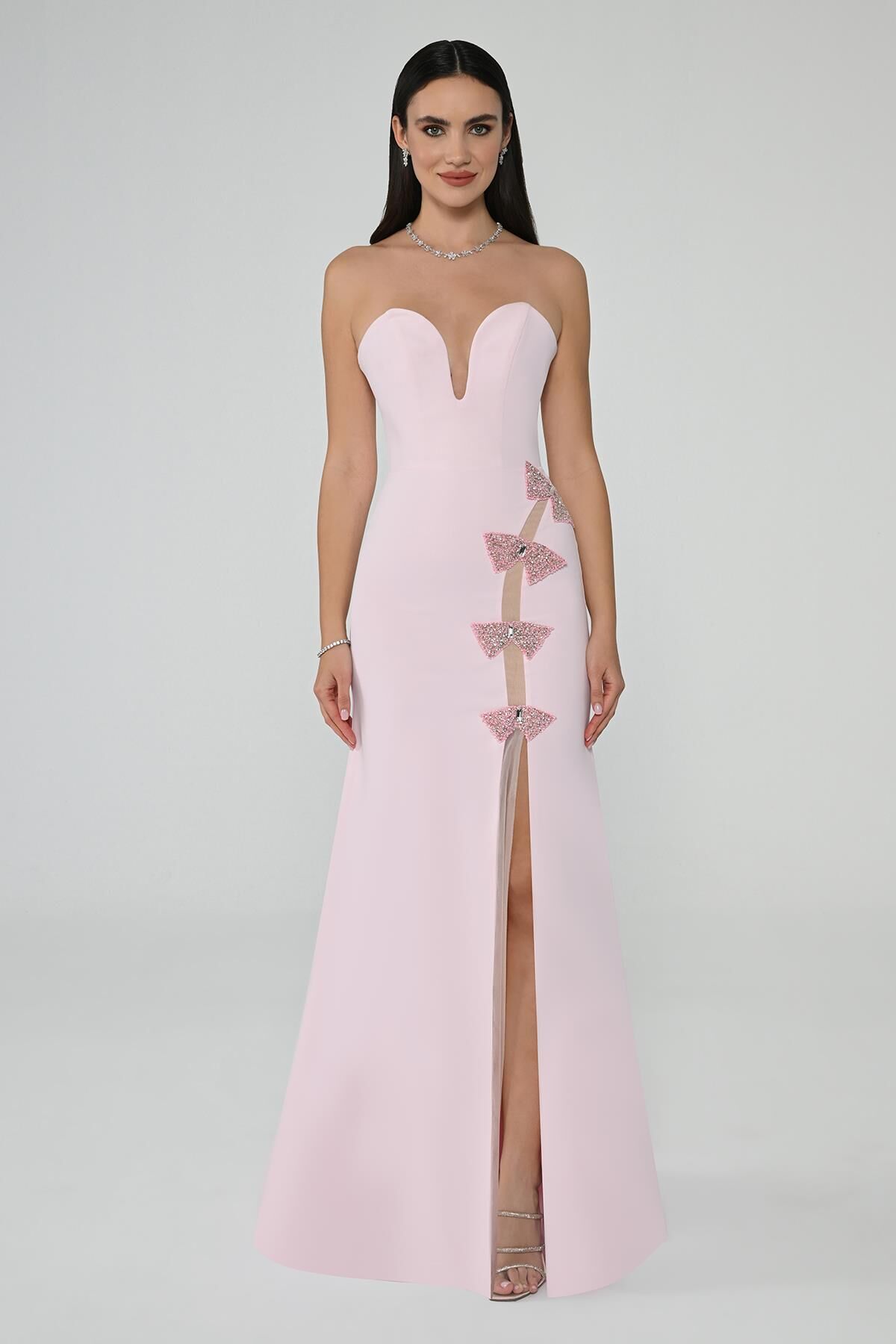 Straplez Kalp Göğüs Önden Yırtmaçlı Krep Uzun Elbise Pembe - 38