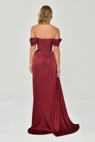 Düşük Omuz Yandan Yırtmaçlı Saten Uzun Elbise ŞARAP - 40