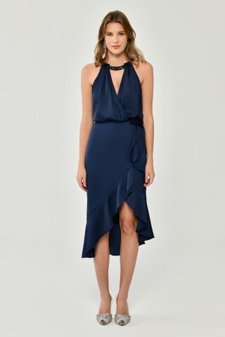 Boyundan Aksesuarlı Kolsuz Yırtmaçlı Saten Midi Elbise Lacivert - 46