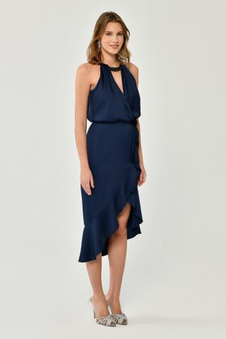Boyundan Aksesuarlı Kolsuz Yırtmaçlı Saten Midi Elbise Lacivert - 46