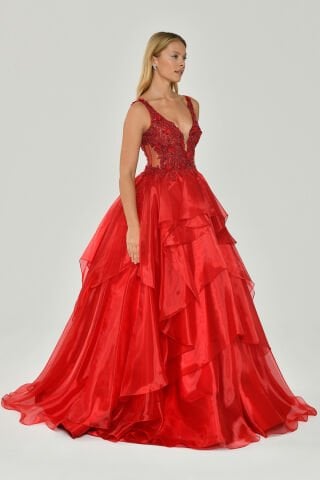 İşlemeli Katlı Uzun Elbise