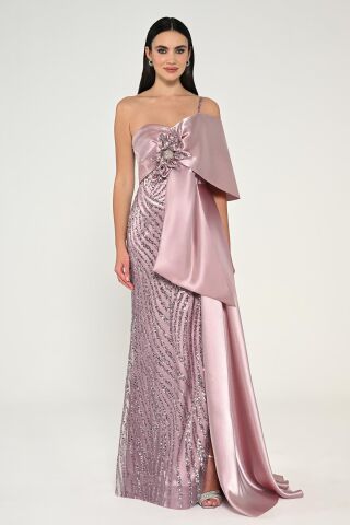 Tek Askılı Çiçek Aksesuarlı Payetli Saten Uzun Elbise GÜL KURUSU - 42