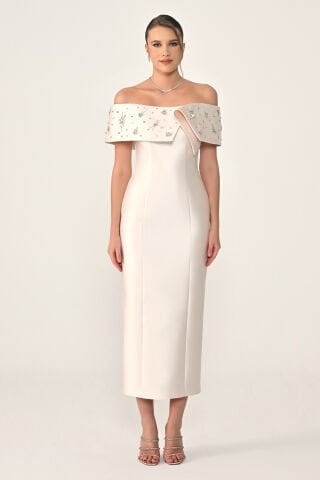 Düşük Omuz Taşlı Ziberlin Kumaş Midi Elbise