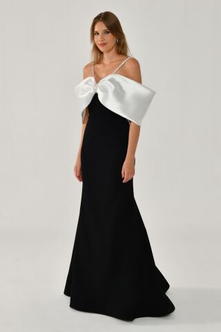 Taşlı İp Askılı Düşük Omuz Krep Uzun Elbise SİYAH / BEYAZ - 44