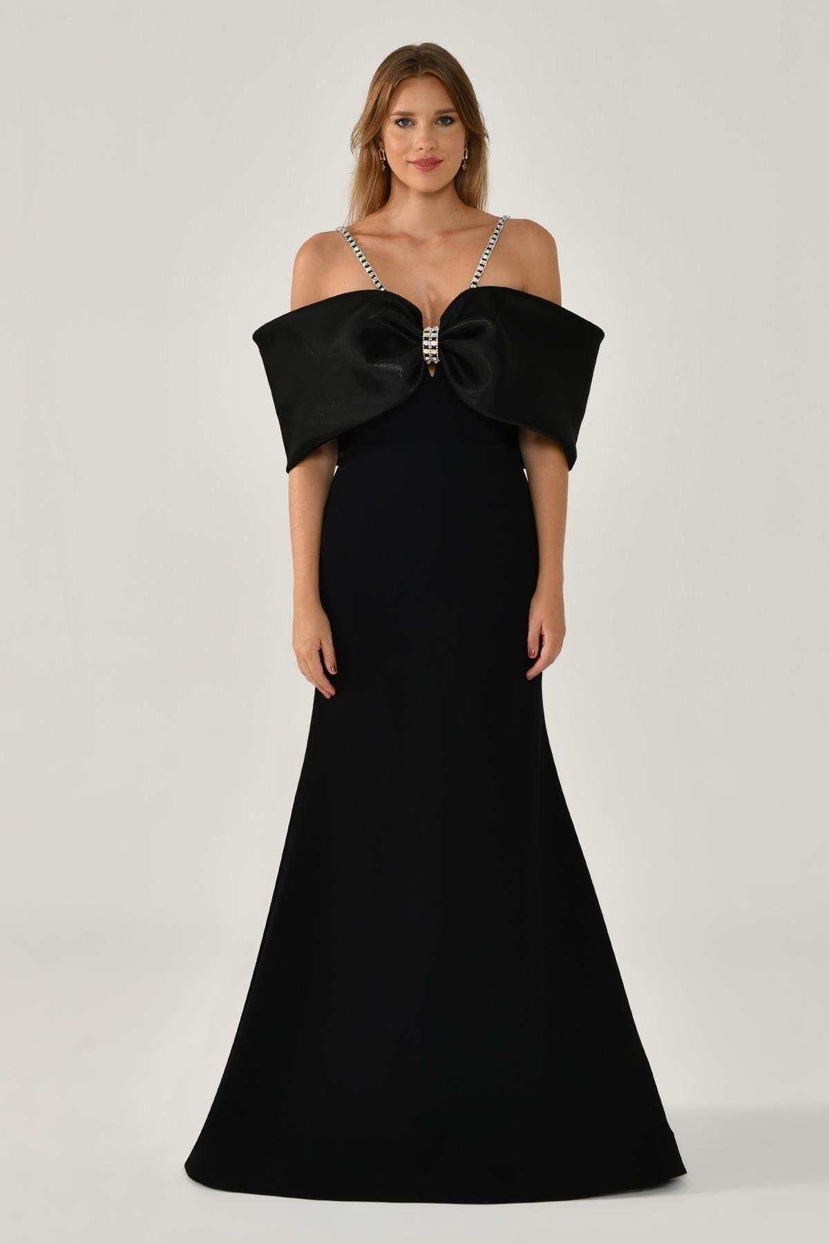 Taşlı İp Askılı Düşük Omuz Krep Uzun Elbise SİYAH / SİYAH - 38