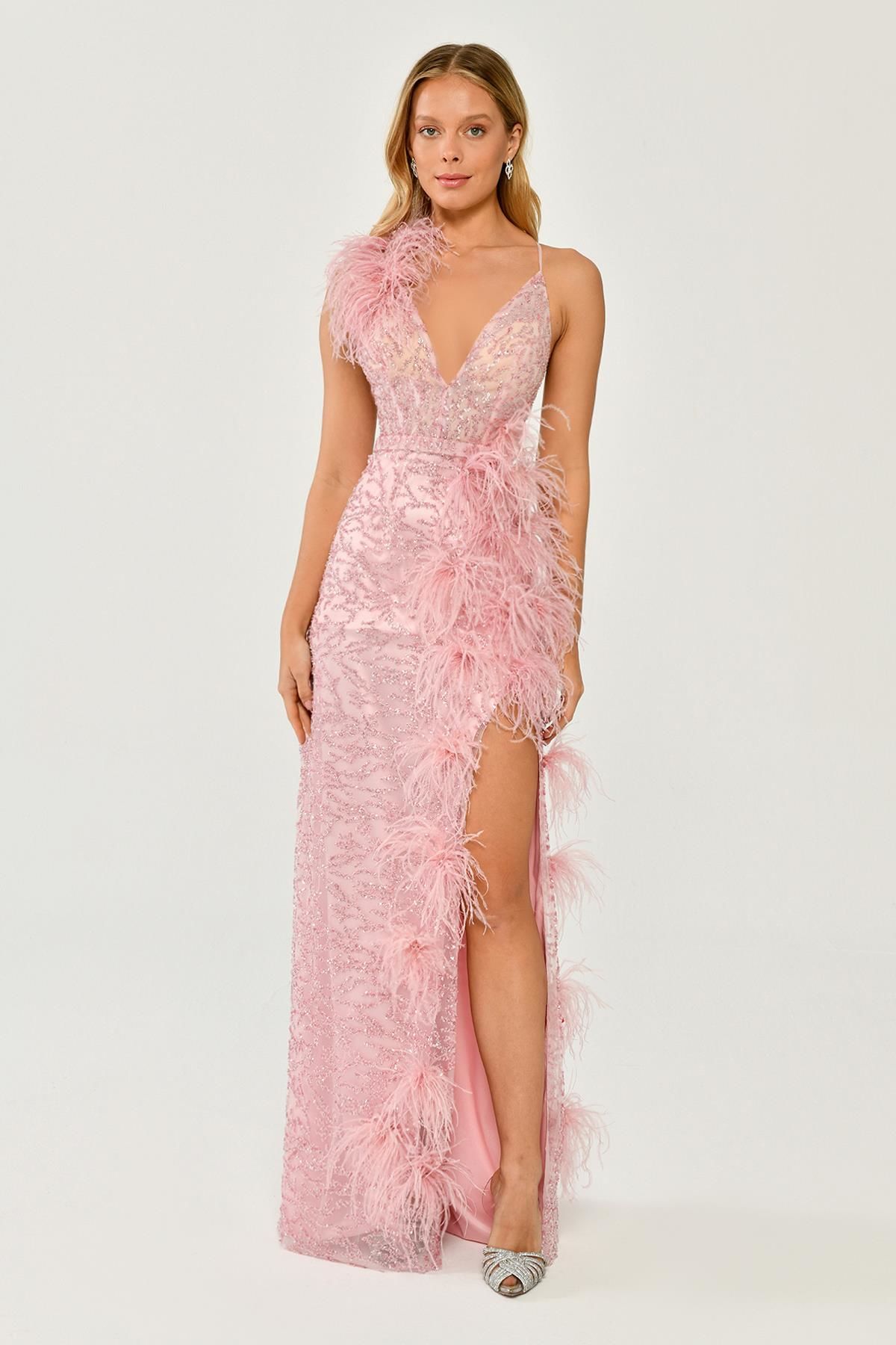 İp Askılı Sırt İp Askılı V Yaka Otriş Akesuarlı Pullu Kumaş Uzun Elbise KOYU PEMBE - 38