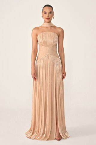 Straplez Şal Aksesuarlı Şifon Uzun Elbise