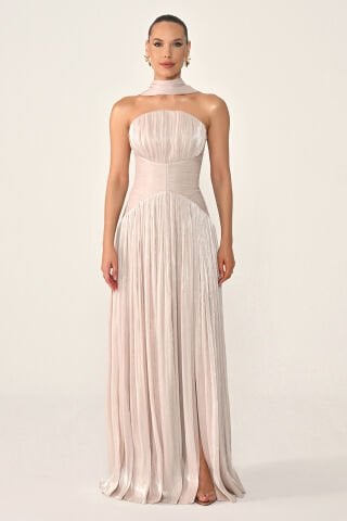 Straplez Şal Aksesuarlı Şifon Uzun Elbise