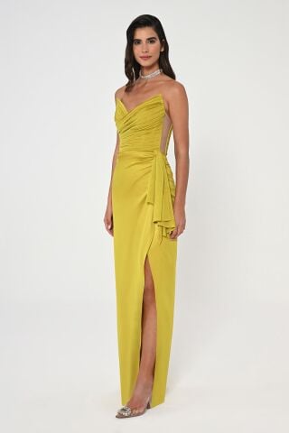 Straplez Üst Pliseli Yandan Yırtmaçlı Şifon Uzun Elbise OKSİT YEŞİL - 42