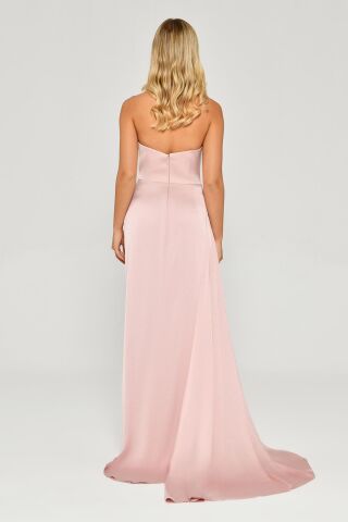 Kayık Yaka Yırtmaçlı Saten Elbise Pudra - 44