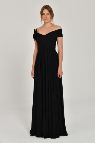 Düşük Omuz Çiçek Aksesuarlı Şifon Uzun Elbise Siyah - 38