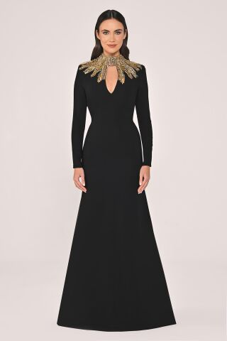 Uzun Kollu Üst Aksesarlı Sırt Dekolteli Krep Uzun Elbise Siyah - 42