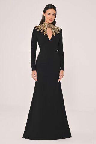 Uzun Kollu Üst Aksesarlı Sırt Dekolteli Krep Uzun Elbise Siyah - 42