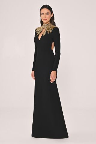 Uzun Kollu Üst Aksesarlı Sırt Dekolteli Krep Uzun Elbise Siyah - 42