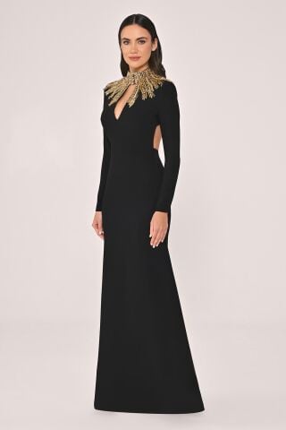 Uzun Kollu Üst Aksesarlı Sırt Dekolteli Krep Uzun Elbise Siyah - 44