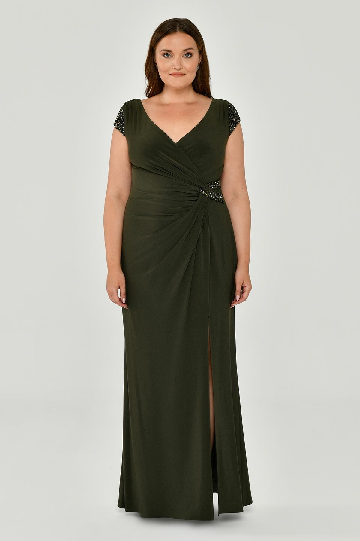 V Yaka Kısa Kollu Beli Aksesuarlı Yırtmaçlı Uzun Elbise Nefti - 42