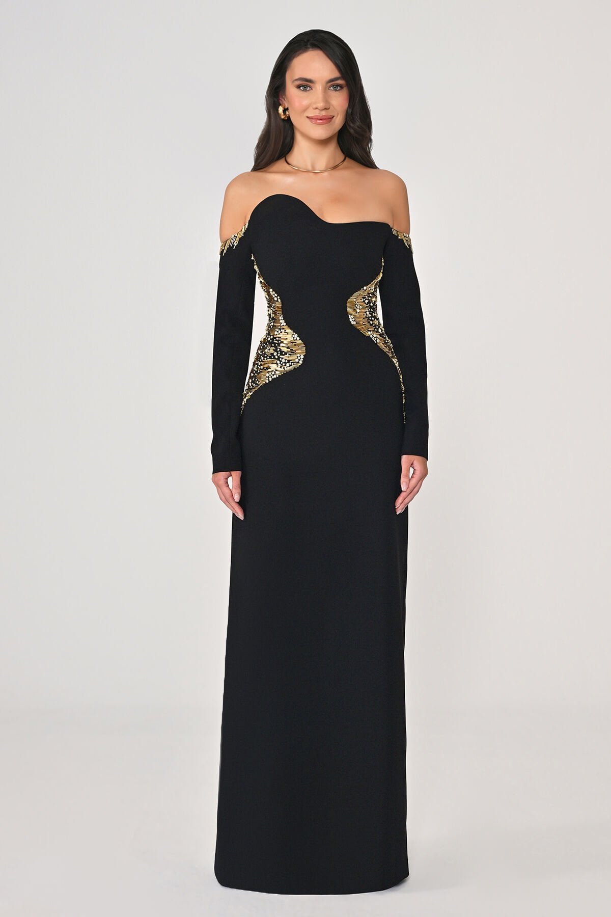 Üst Asimetrik Kesim Beli Aksesuarlı Krep Uzun Elbise