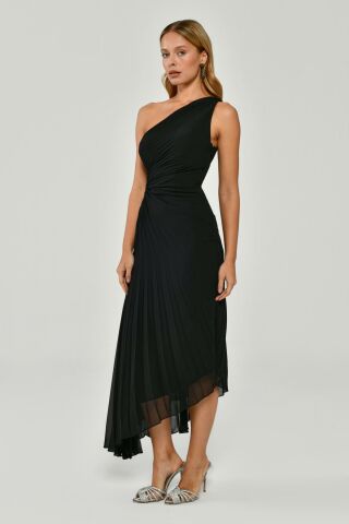 One Shoulder Waist Pleat and Decollete Asymmetrical Cut Chiffon Midi Dress Black - 42