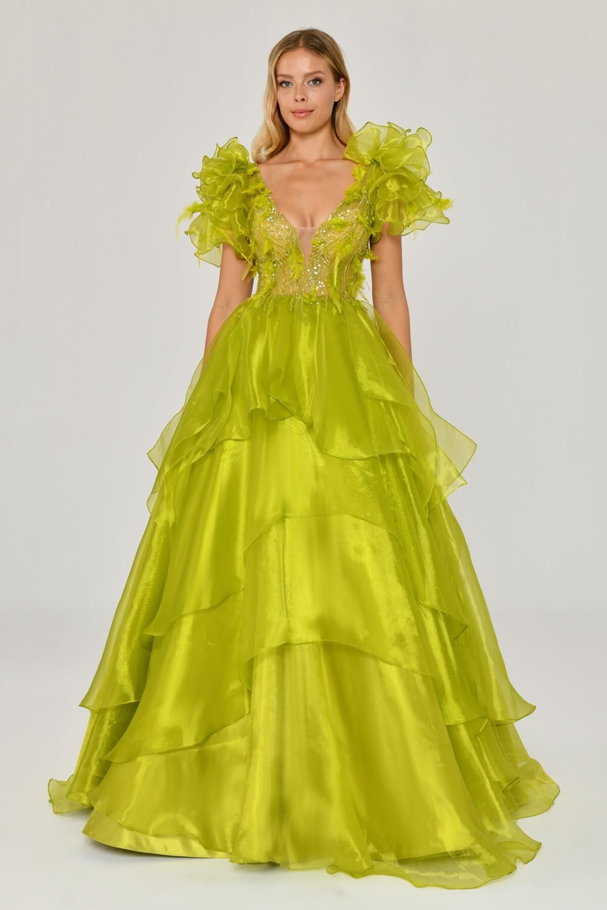 Tüy Boncuk İşlemeli Katlı Prenses Organze Kumaş Uzun Elbise OKSİT YEŞİL - 38