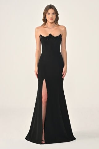 Straplez Asimetrik Kesim Uzun Elbise