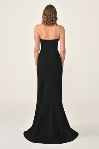 Straplez Asimetrik Kesim Uzun Elbise