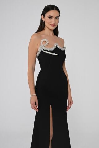 Straplez Yakası Taşlı Asimetrik Kesim Önden Yırtmaçlı Uzun Elbise Siyah - 42