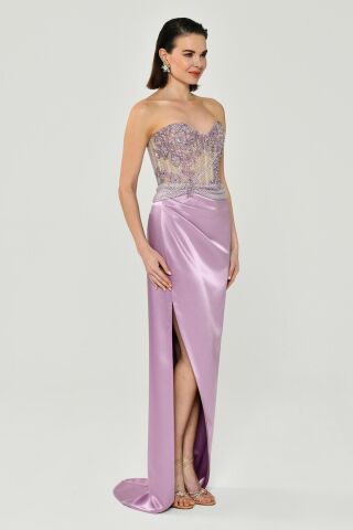 Straplez Üst Taşlı Yandan Yırmaçlı Saten Uzun Elbise Pembe - 36