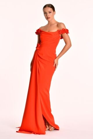 Düşük Omuz Önden Yırtmaçlı Kuyruklu Saten Uzun Elbise ORANGE - 42