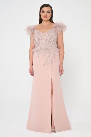 Omuzları Tüylü Payetli Krep Uzun Elbise