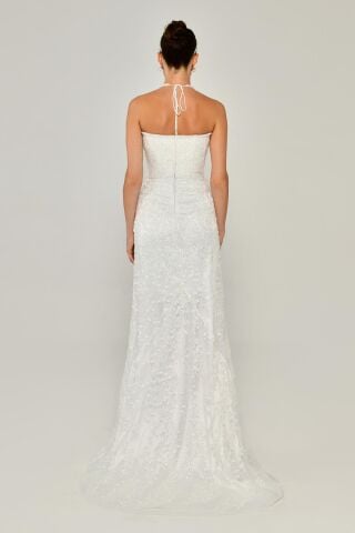 Boyundan Askılı Kalp Göğüs Yırtmaçlı Uzun Elbise