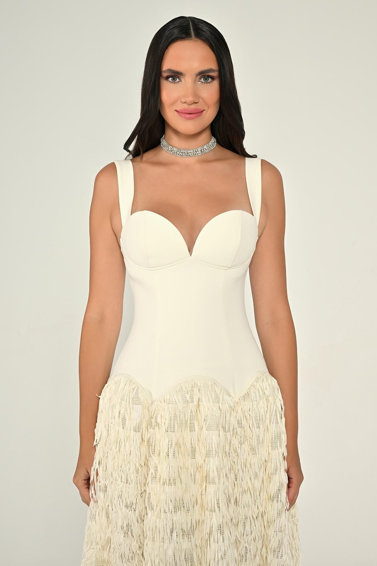 Askılı Krep Üst Eteği Püsküllü Payet Uzun Elbise