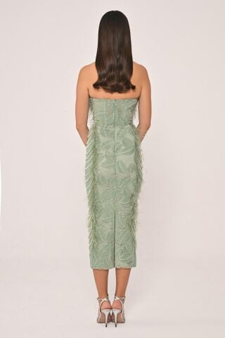 Trägerloses, perlenbesetztes Plissee-Midikleid AQUEEN - 40