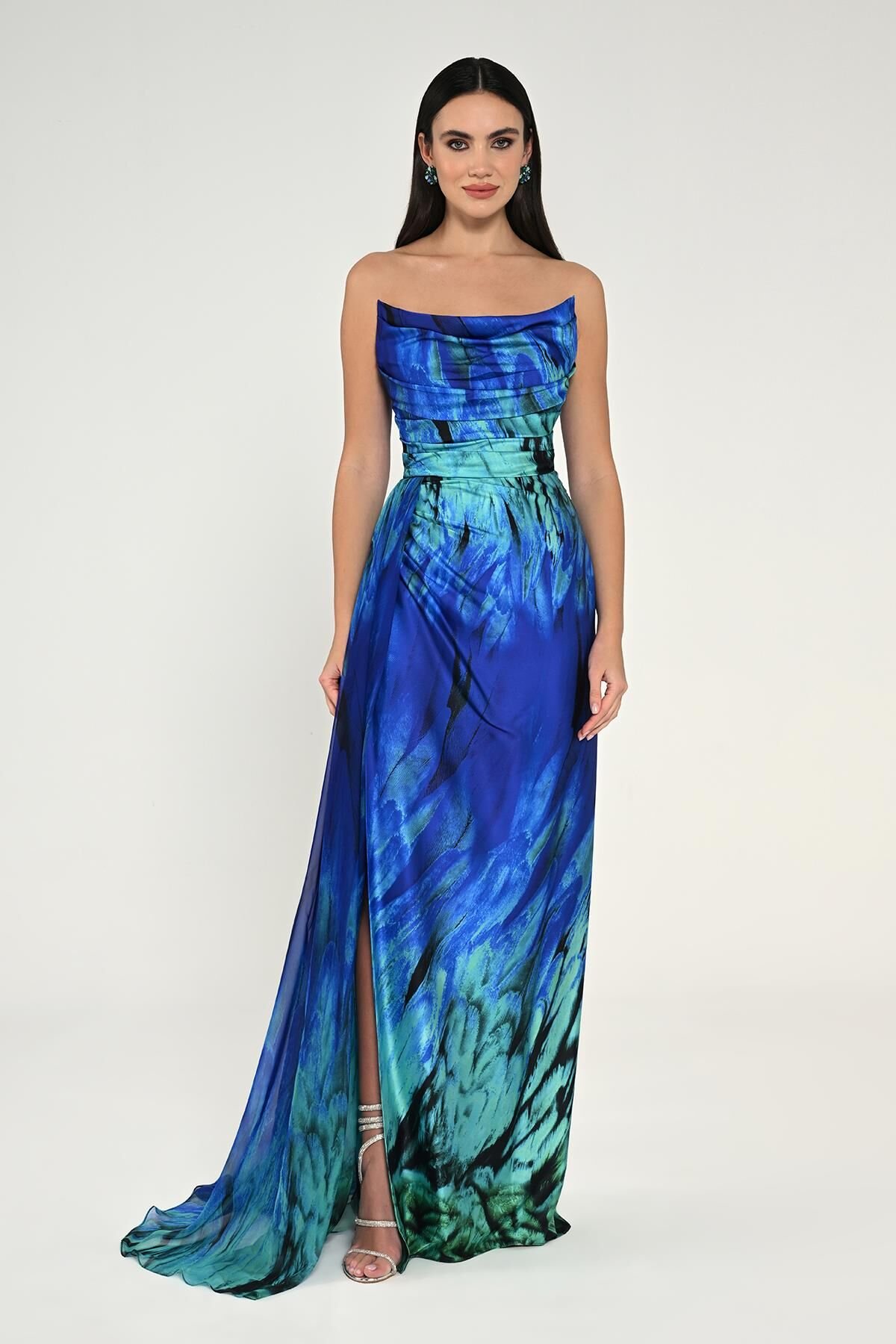 Kayık Yaka Yırtmaçlı Desenli Saten Elbise SAKS / YEŞİL - 36