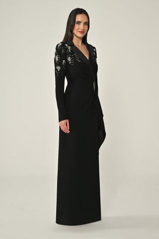 Uzun Kollu Kruvaze Omzu ve Beli Aksesuarlı Uzun Krep Elbise Siyah - 46