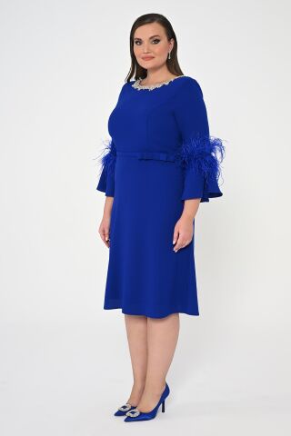 Taşlı Bisiklet Yaka Kolları Tüylü Krep Midi Elbise SAKS - 44