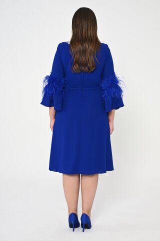 Taşlı Bisiklet Yaka Kolları Tüylü Krep Midi Elbise SAKS - 44