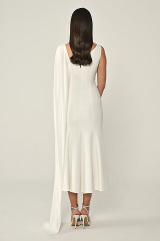 Şal Aksesuarlı Taşlı Krep Midi Elbise Beyaz - 44