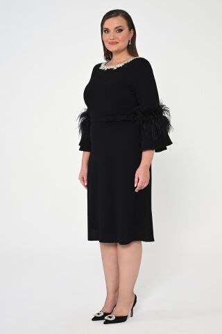 Taşlı Bisiklet Yaka Kolları Tüylü Krep Midi Elbise Siyah - 42