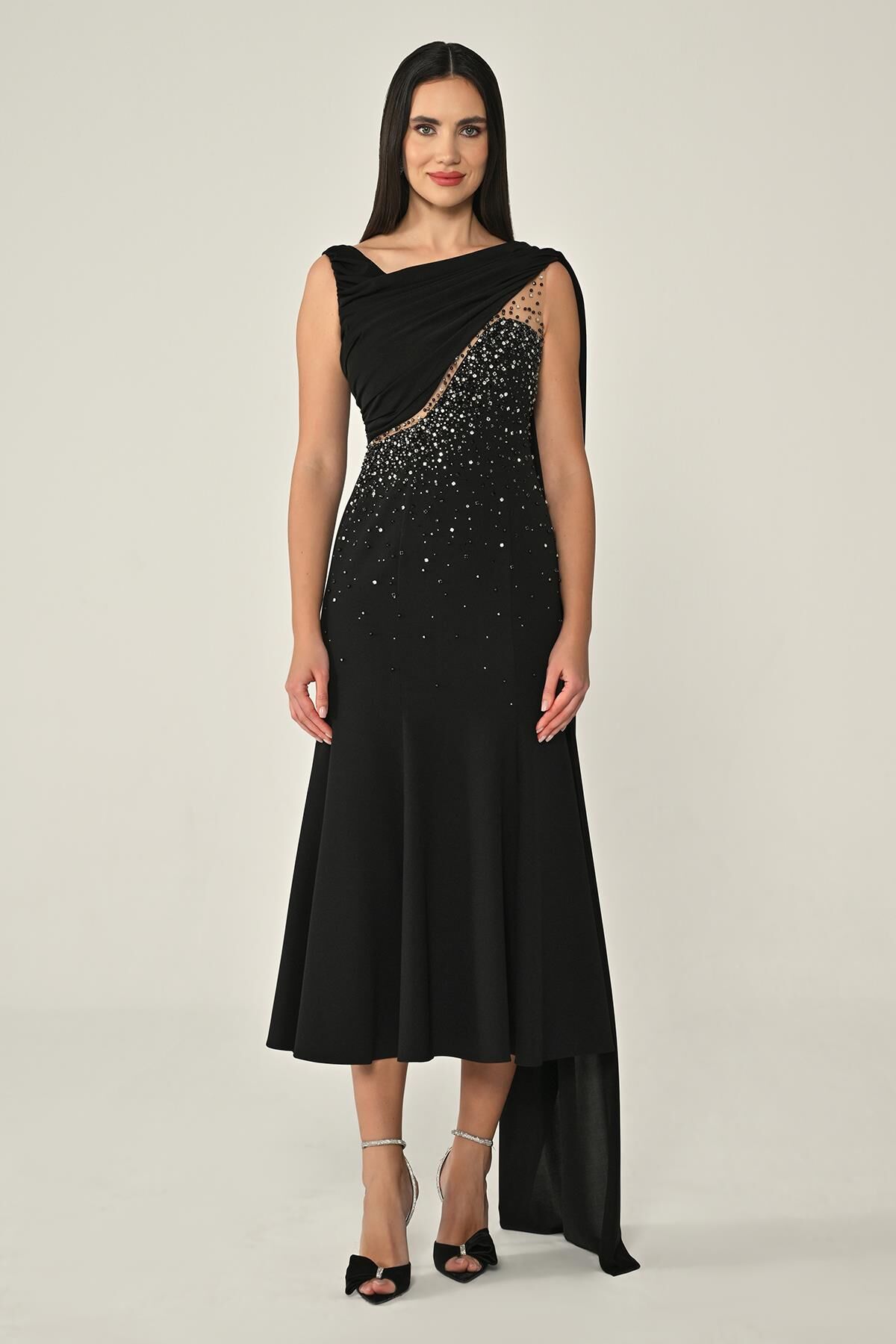 Şal Aksesuarlı Taşlı Krep Midi Elbise Siyah - 40