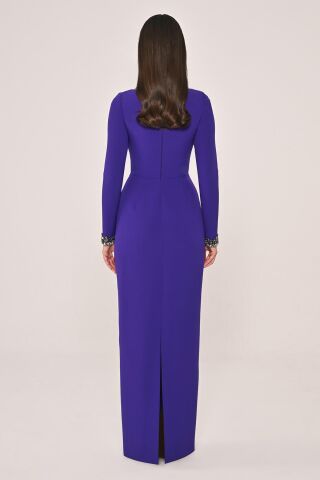 Slim Fit Langes Kreppkleid mit bestickter Brust und Ärmeln Lila - 44